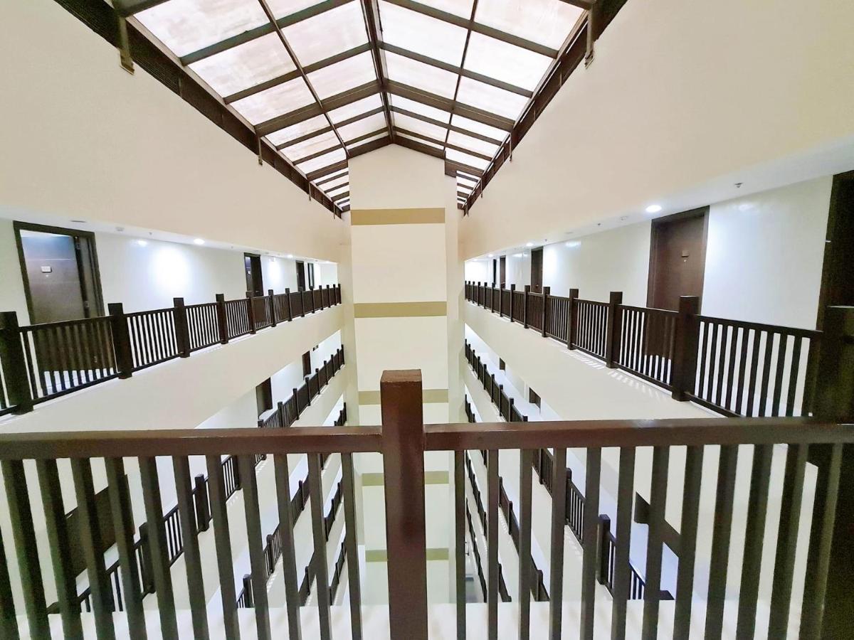 Luxury Suites At Brenthill Baguio City Exteriör bild