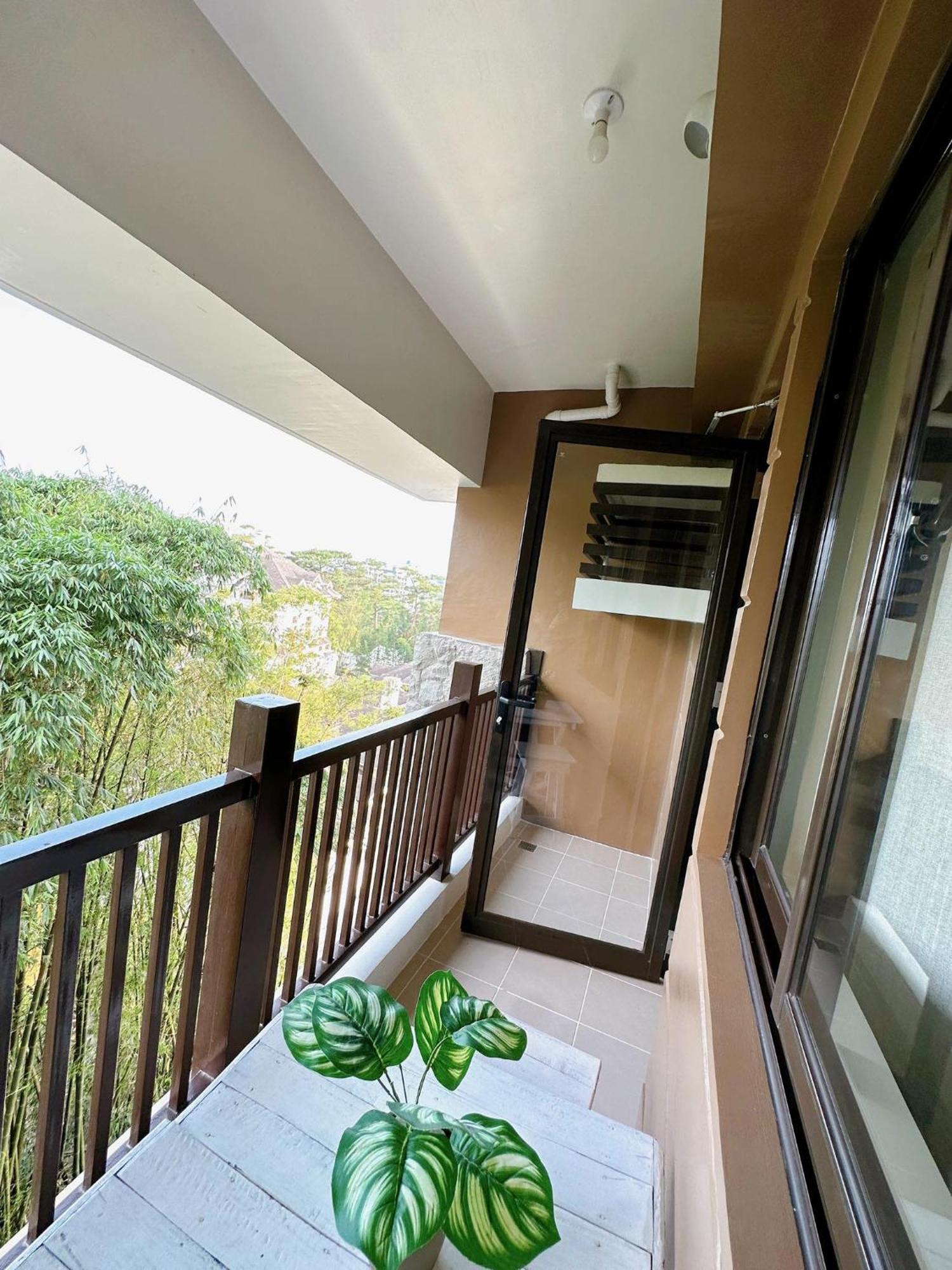 Luxury Suites At Brenthill Baguio City Exteriör bild