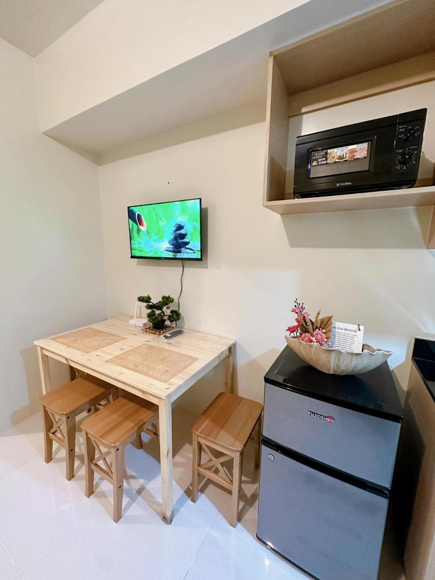 Luxury Suites At Brenthill Baguio City Exteriör bild