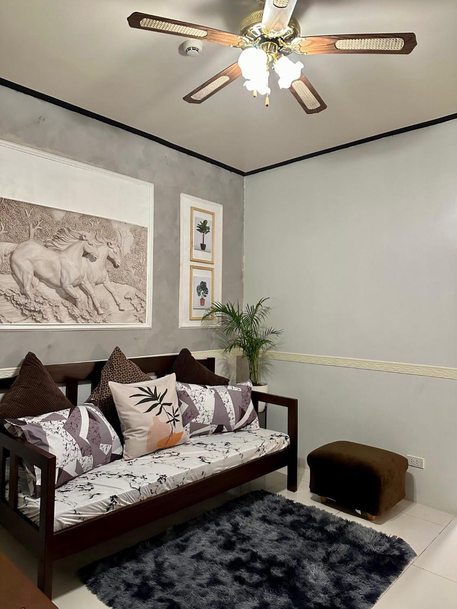 Luxury Suites At Brenthill Baguio City Exteriör bild